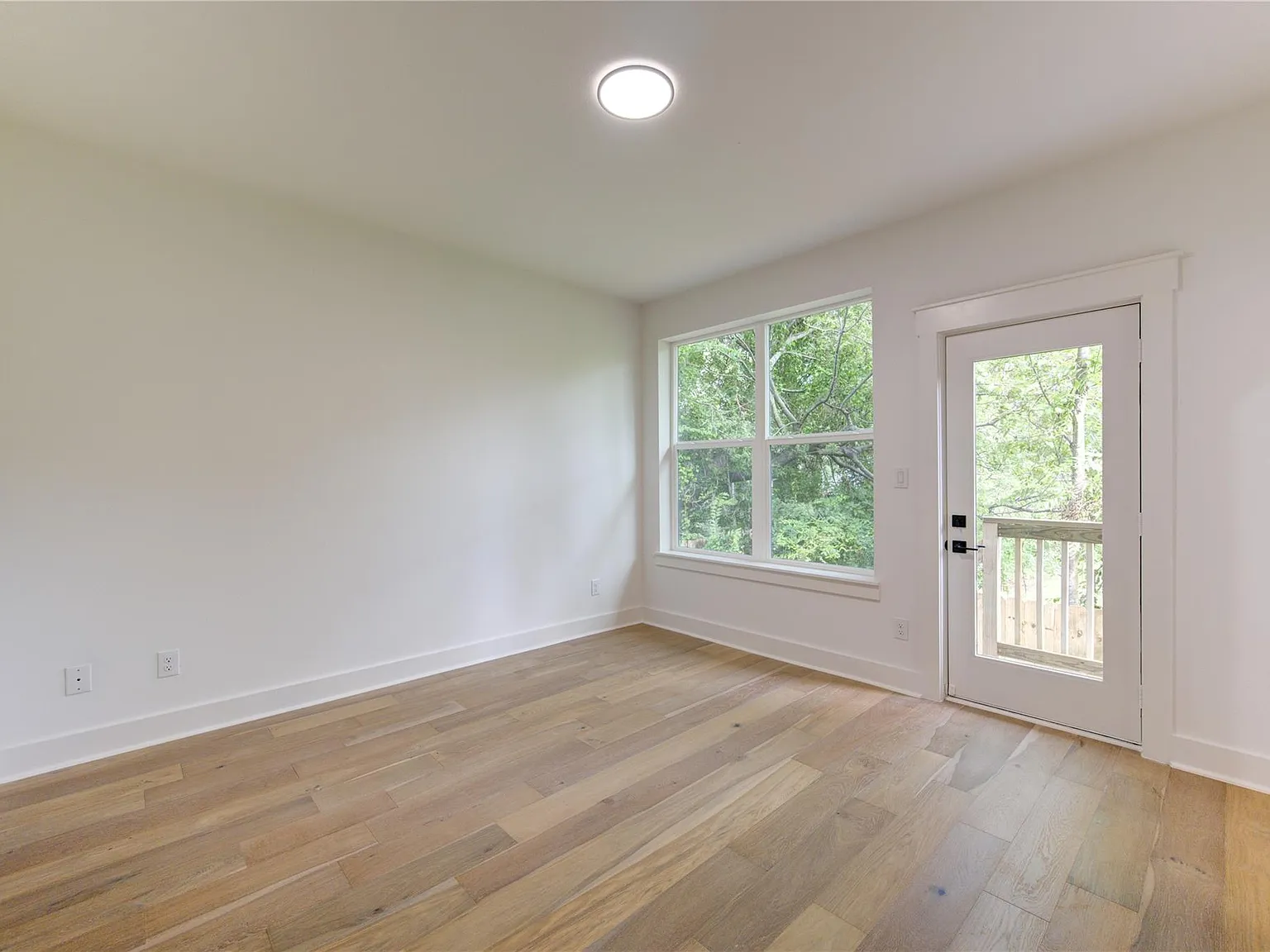 3 bed, 3.5 bath, 1888 sqft, $2,950 — Photo 4