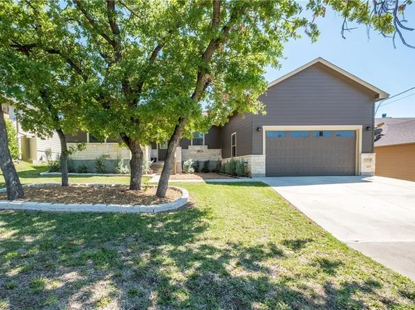 415 Kaanapali Ln, Bastrop, TX 78602