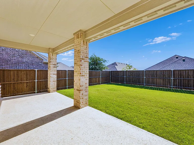 228 Glenwood Dr — Photo 27