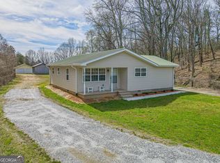 530 Grandview Ave, Mount Airy, GA 30563