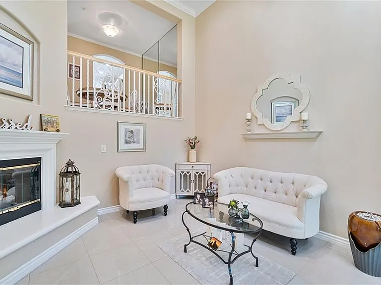 28134 Ashbrook Ln — Photo 3
