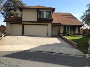8322 Whispering Tree Dr, Riverside, CA 92509