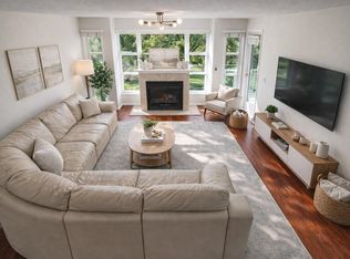 8728 SW Marine Dr #302, Vancouver, BC