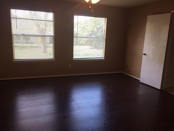 4th image of 18419 Willow Moss Dr