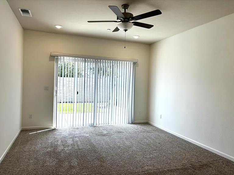 1020 Baywood Greens Dr — Photo 15