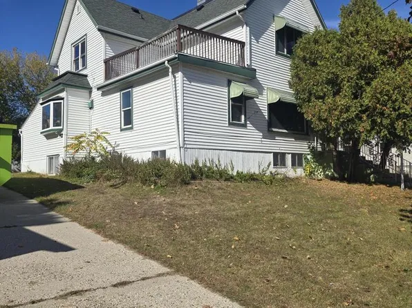 1332 South 13th STREET, Manitowoc, WI 54220