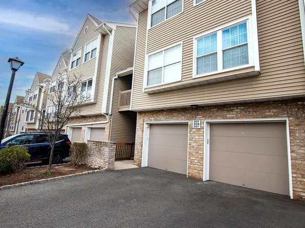 507 Windsor Dr, Palisades Park, NJ 07650