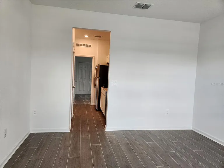 997 Waterfall Blvd — Photo 4
