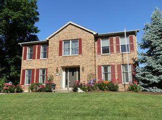 5793 Farlook Dr, Cincinnati, OH 45247