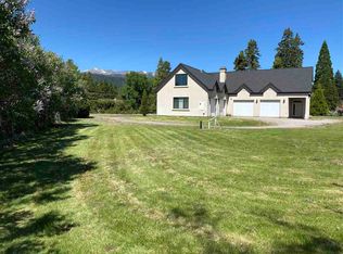 1030 Meadow Valley Dr, Mount Shasta, CA 96067