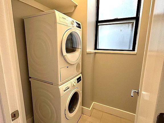 5th image of 74 W 69th St APT 4F