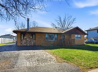 8325 Laporte Ave, Burbank, IL