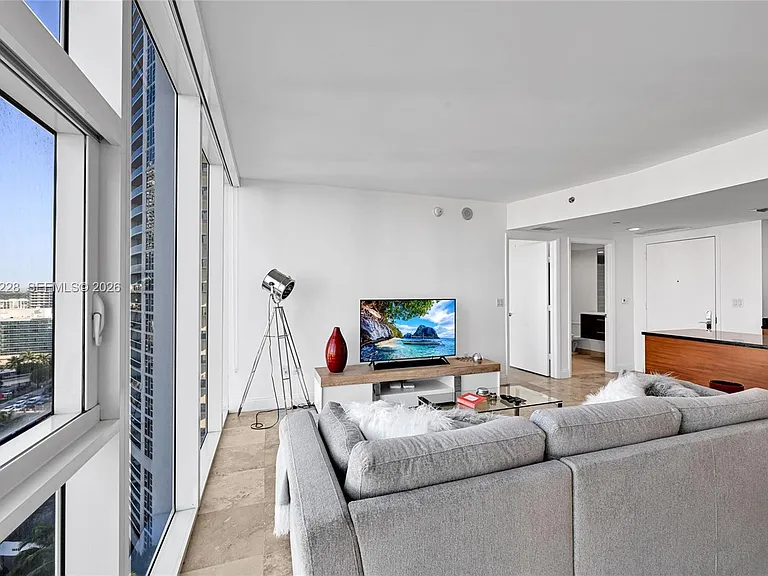 1830 S Ocean Dr #1707 — Photo 8