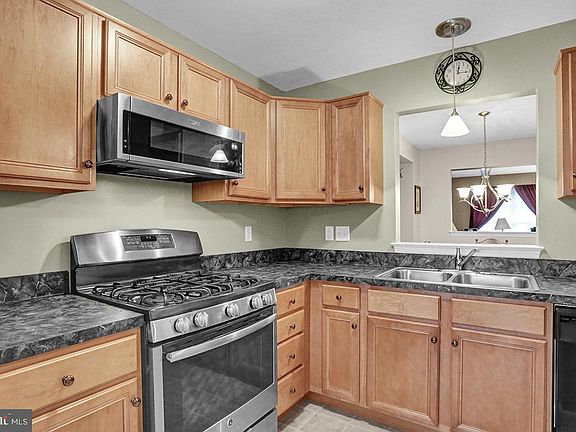 2nd image of 165 Waterford Ln
