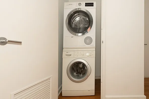 Rented by Corcoran | media 7