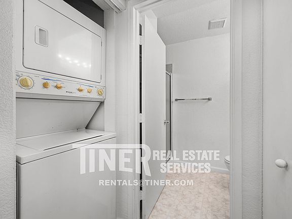 5th image of 1019 Dornajo Way APT 108