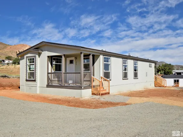 225 Dick And Jane Ln, Sun Valley, NV 89433