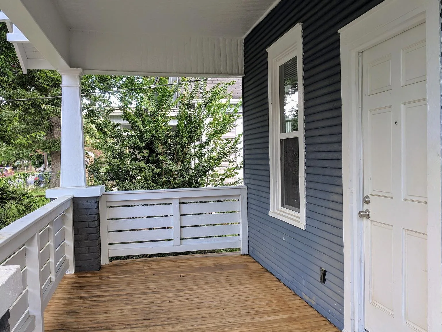 3 bed, 1440 sqft, $1,895 — Photo 2