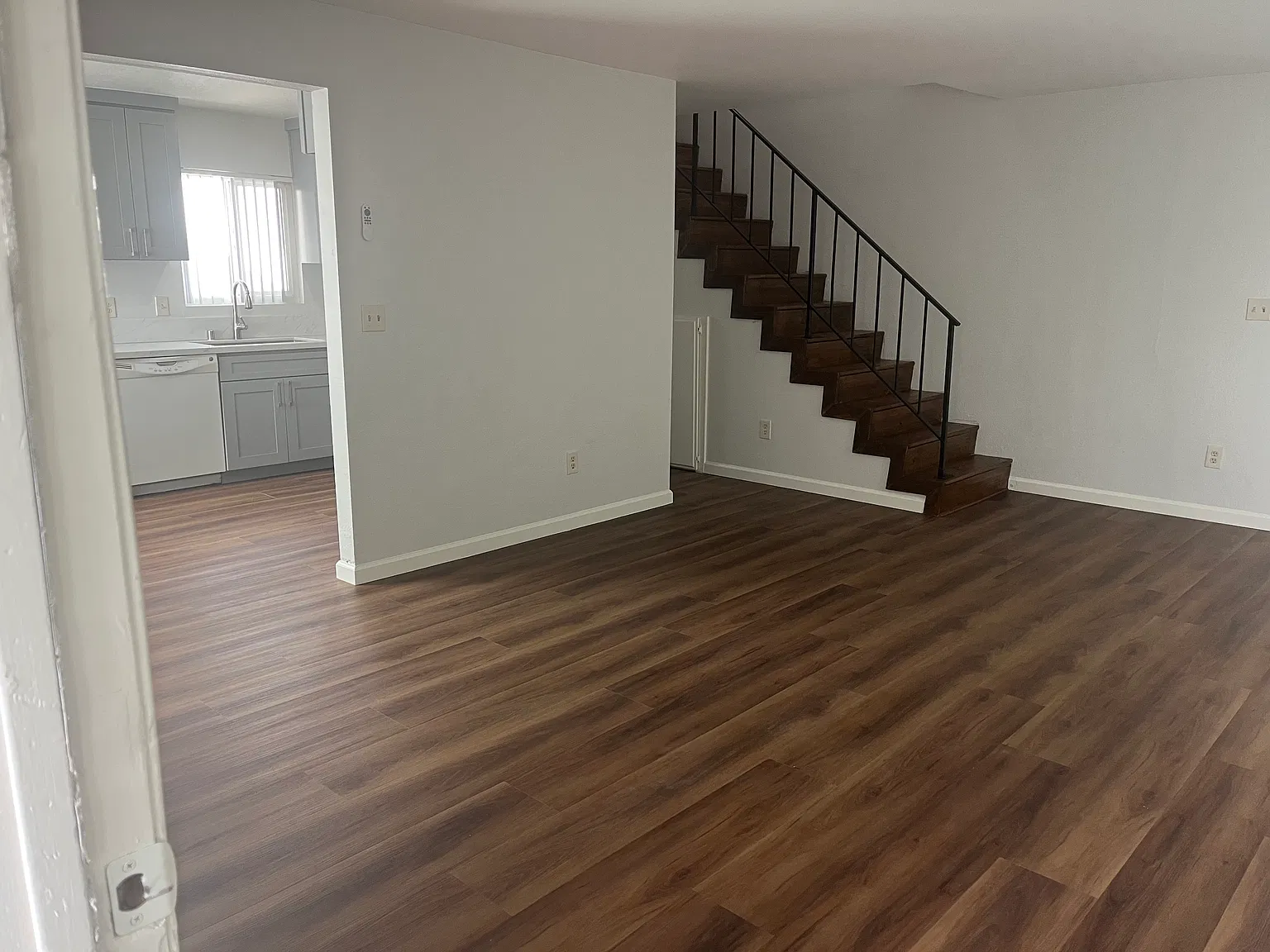 12515 Dorland St — Photo 3