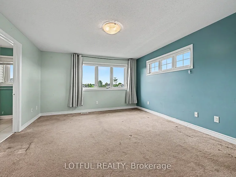 2201 Marble Cres — Photo 13