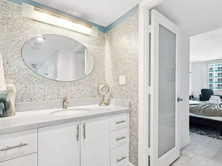 2301 Collins Ave #1015 — Photo 86