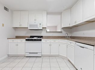 105 Larissa Ln, Thornwood, NY 10594