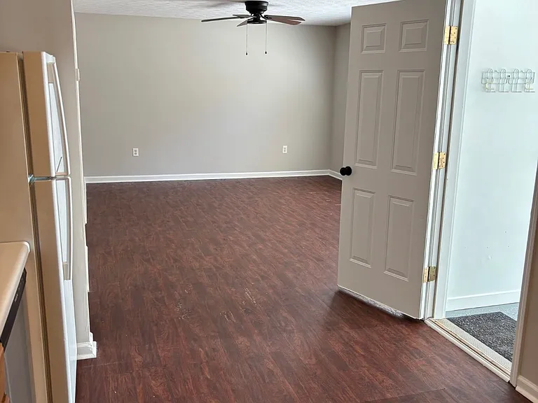 209 E Wilson St #91 — Photo 14