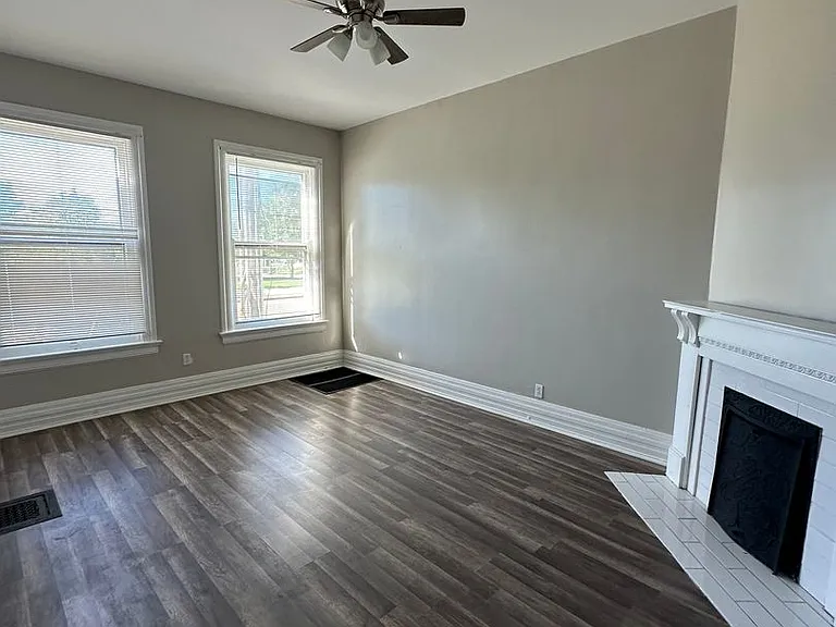 232 N 2nd St #A — Photo 2