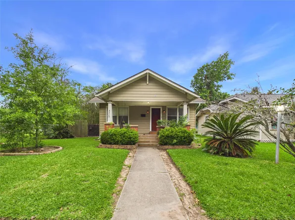3205 Ohio St, Baytown, TX 77520