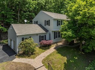 10 Claire Dr, Bridgewater, NJ 08807