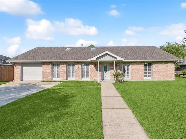 4 Ashland Dr, Destrehan, LA 70047