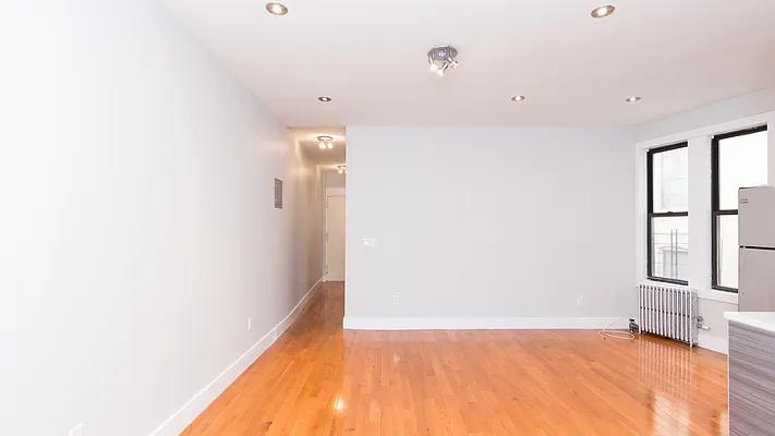 Rented by Nooklyn NYC LLC | media 30