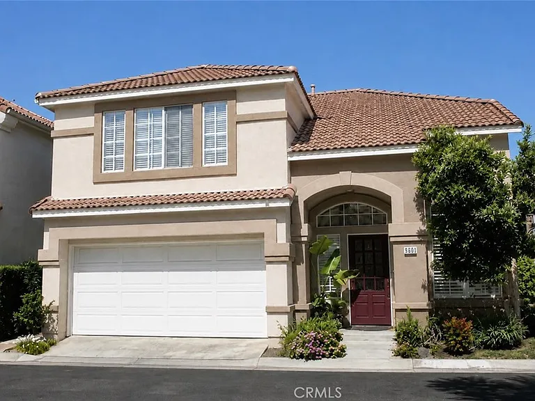 8184 Constantine Dr — Photo 1