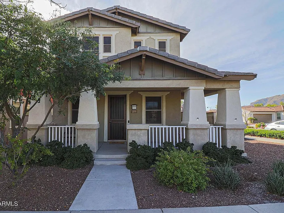 2896 N Claire Dr