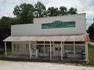 2 Moon Valley Rd, Windyville, MO 65783