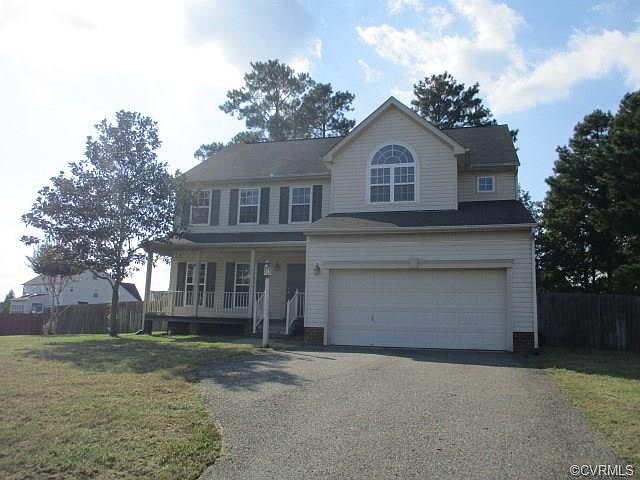 1st image of 7905 Point Hollow Dr
