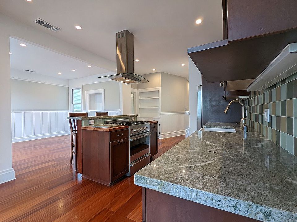 1st image of 662 Arguello Blvd