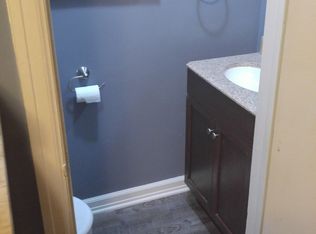 1008 E Kingsbury St, Springfield, MO 65807