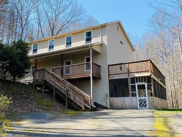 1st image of 1205 Country Club Dr