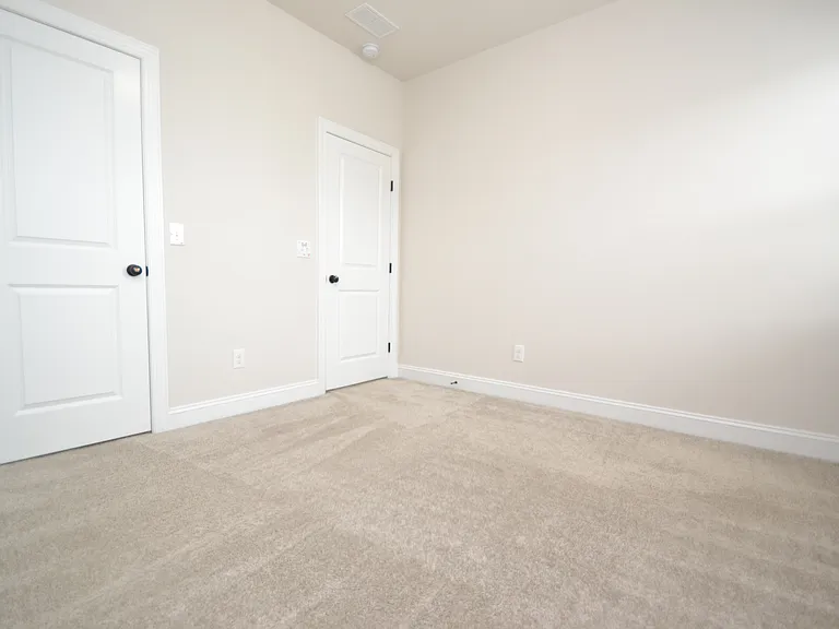 820 Grafton Peak Ln — Photo 33