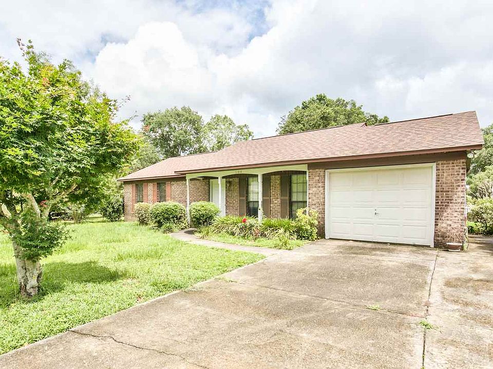 1st image of 1108 Lovers Ln