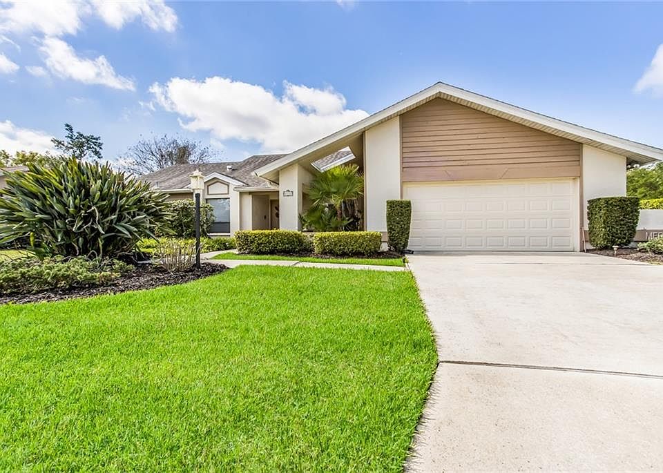 1st image of 6832 Country Lakes Cir