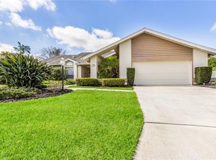 6832 Country Lakes Cir, Sarasota, FL 34243
