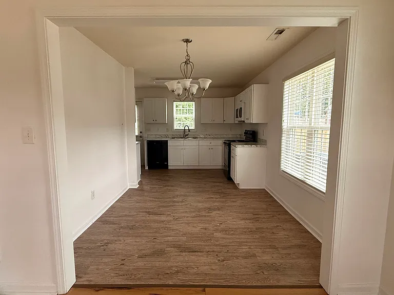 841 Skinner Dr — Photo 6