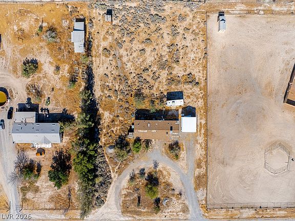 2nd image of 7921 Wildhorse Rd