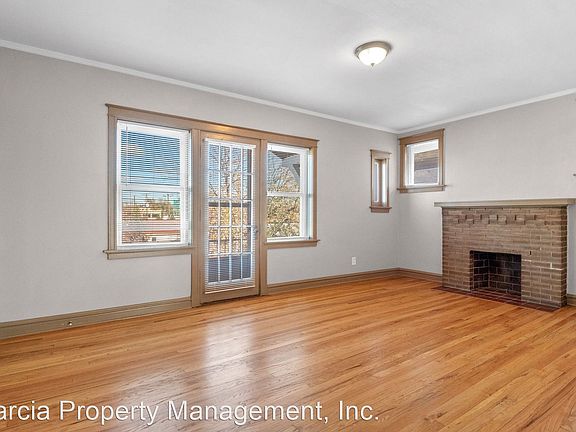4th image of 4918A Tholozan Ave