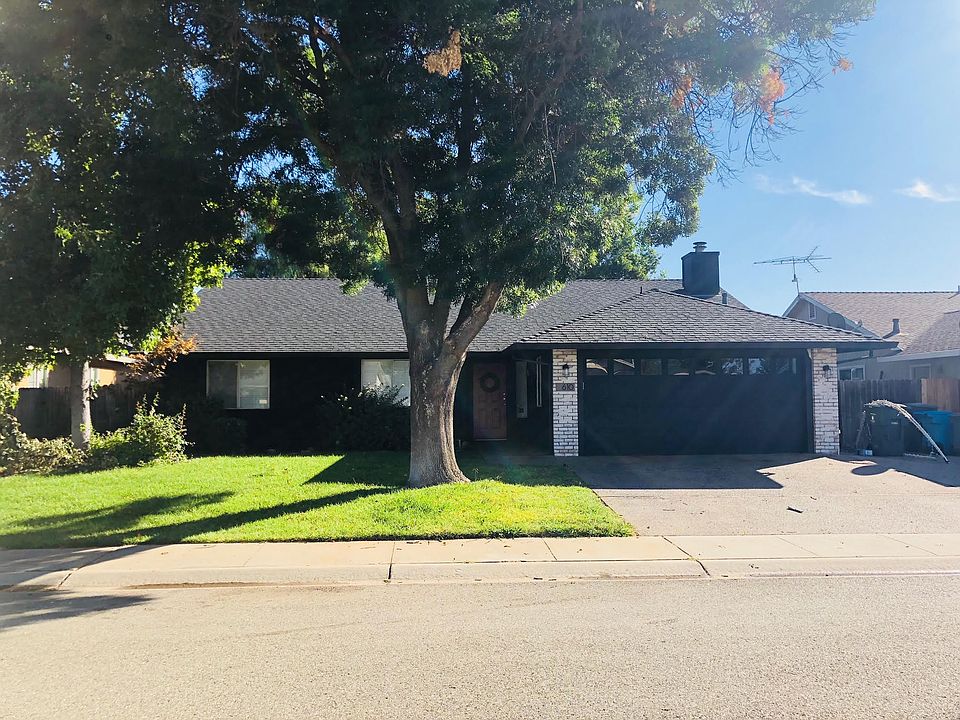 1st image of 610 Chana Way