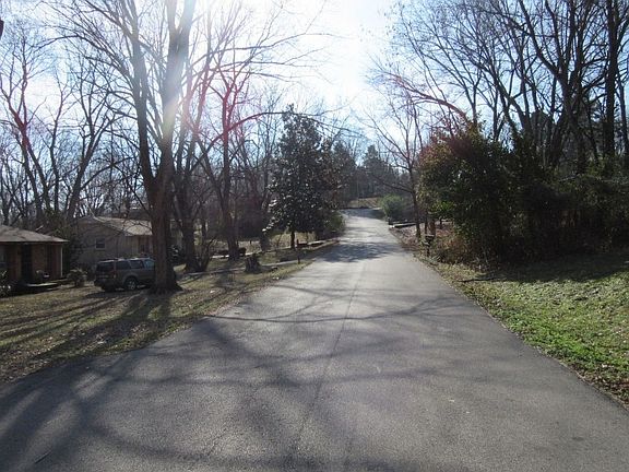 4th image of 2068 Shelby Dr