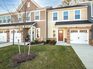 12704 Prestonfield Dr, Chester, VA 23836