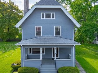 61 Cleveland St, Holyoke, MA 01040